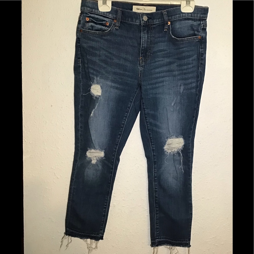 Gap raw hem distressed best girlfriend ankle jeans 29